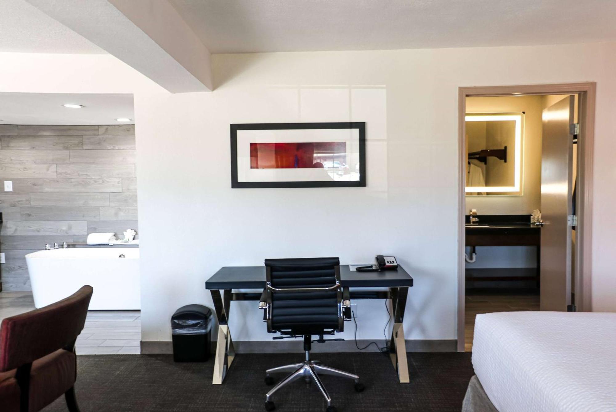 Hotel Ramada By Wyndham Del Rio Exteriér fotografie